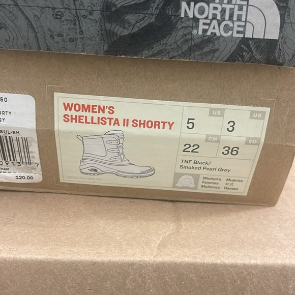 The North Face Ladies Boots - Picture 6 of 6